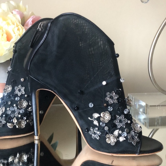 NEW Rupert Sanderson Black Studded Accents Boots - Picture 3 of 16